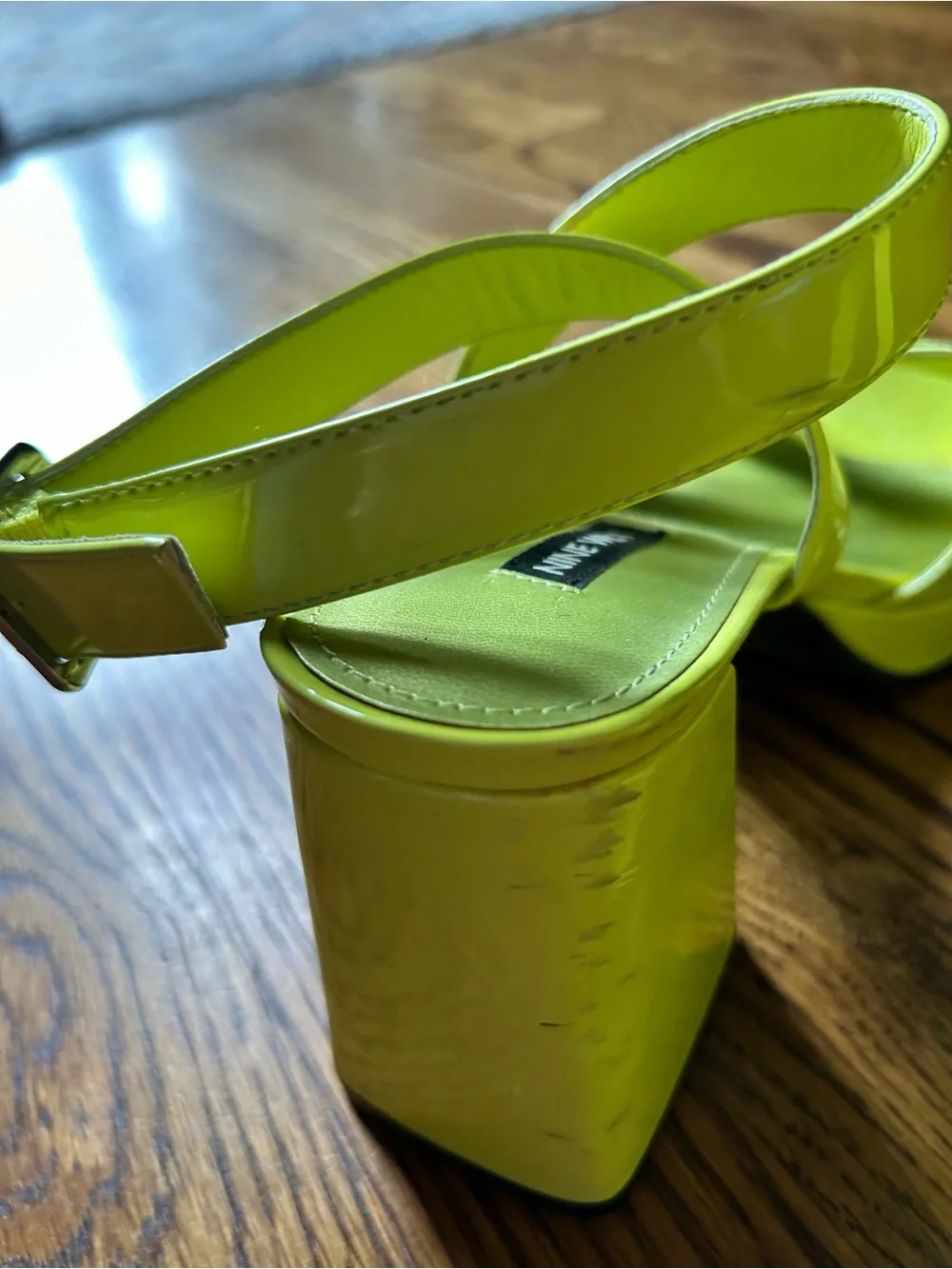 Nine West Lime Green Block Heel Sandals – Women’s Size 8.5